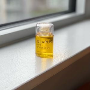 Olaplex No. 7 Hair Bonding Oil